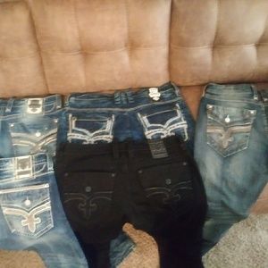 Cult jeans and rock revival jeans